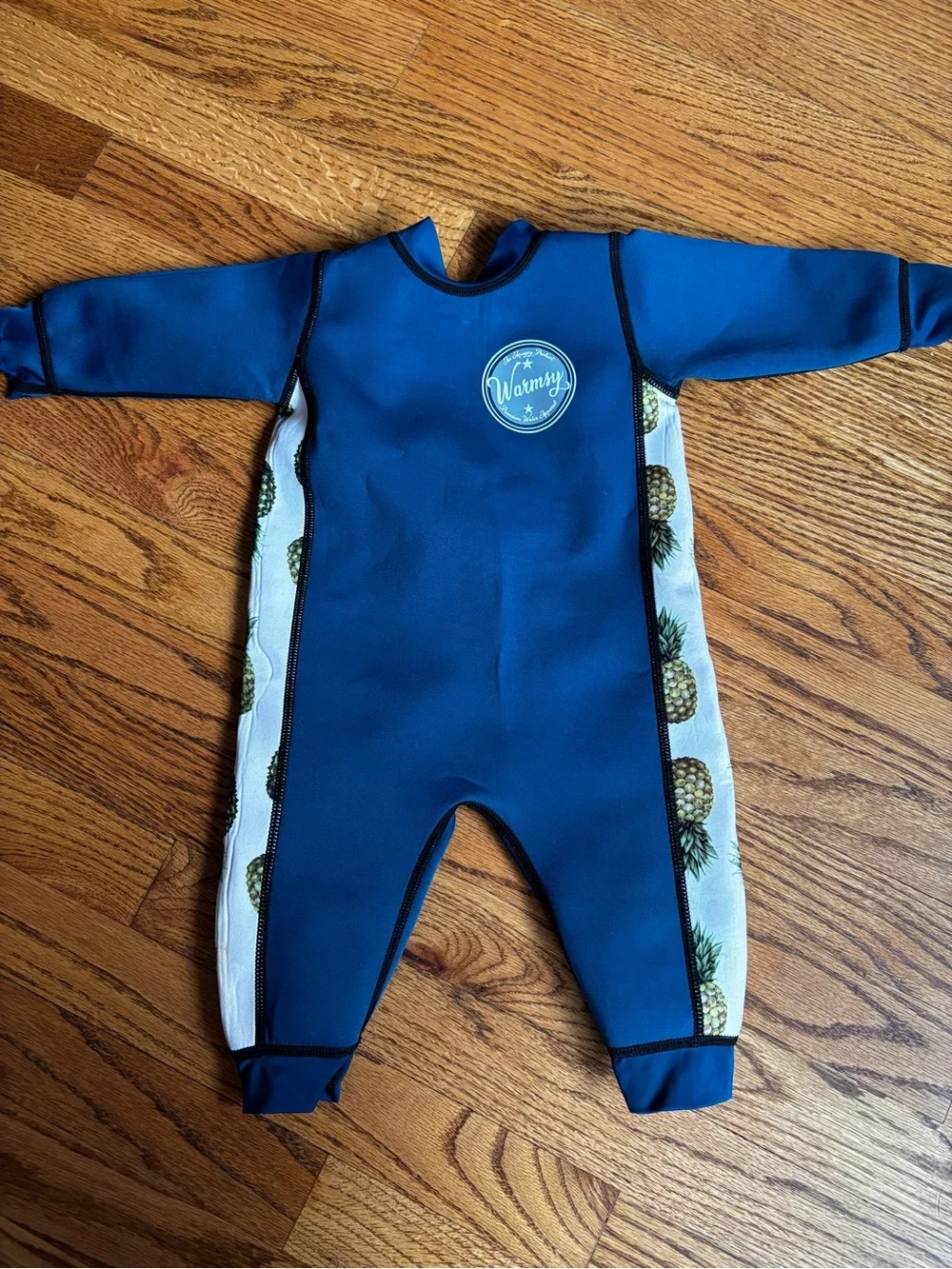 Baby Wetsuit 9-18m pineapple print and reversible